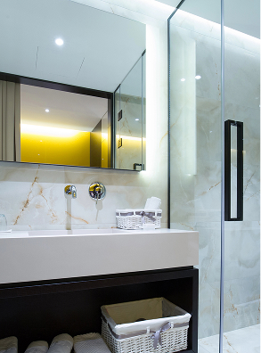 showcasing-craftsmanship-shower-glass-img